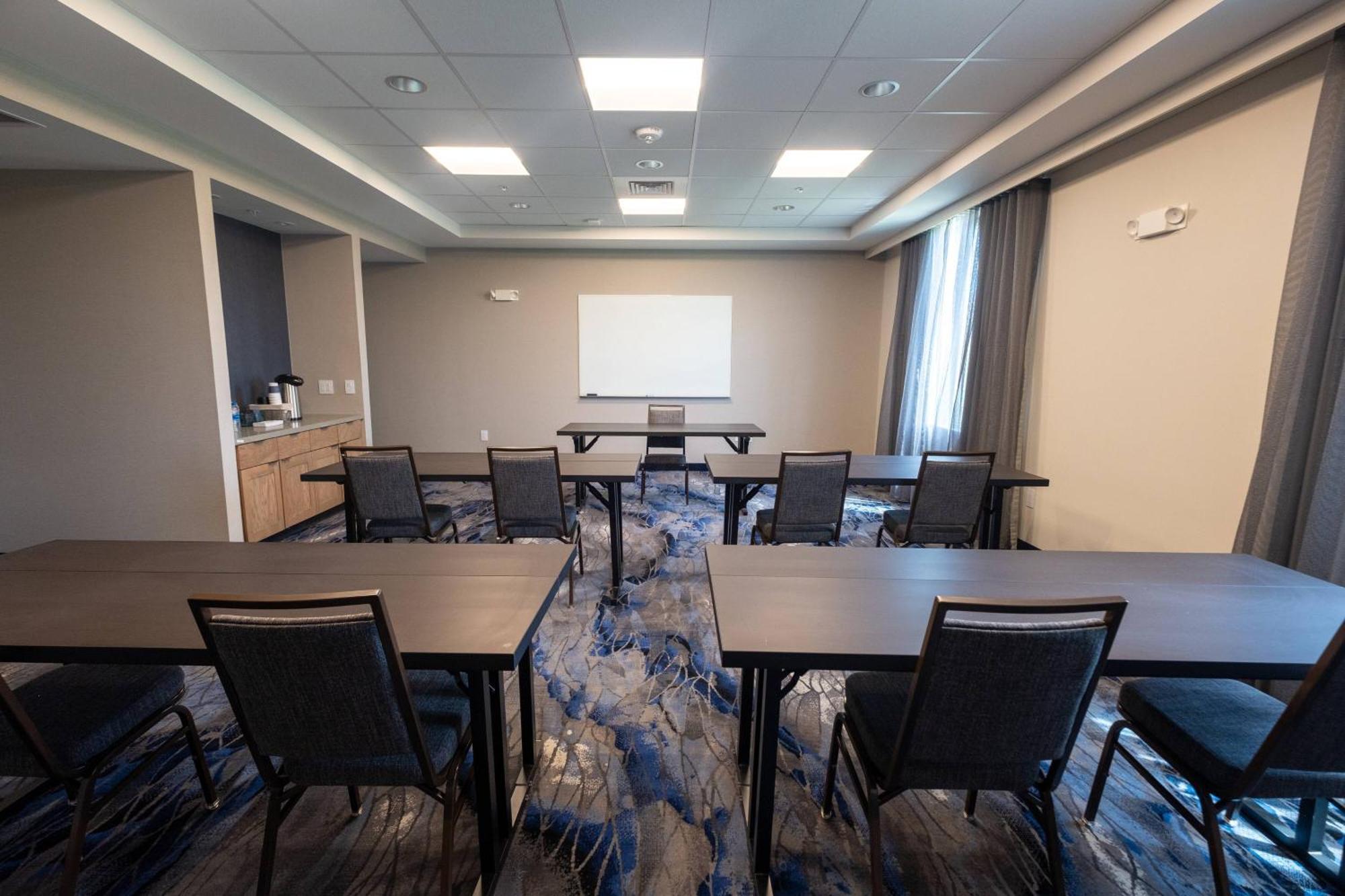 Fairfield By Marriott Inn & Suites Fond Du Lac Bagian luar foto